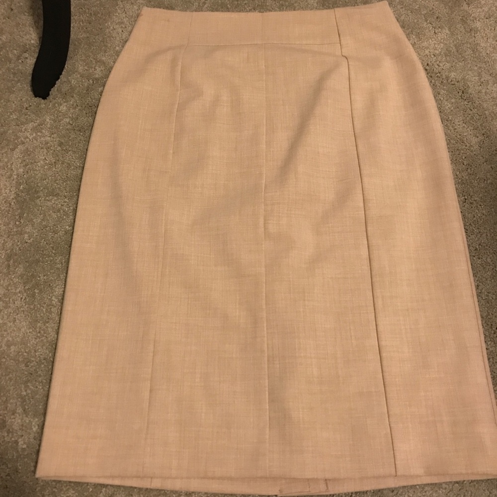 Worthington size 8, never worn.